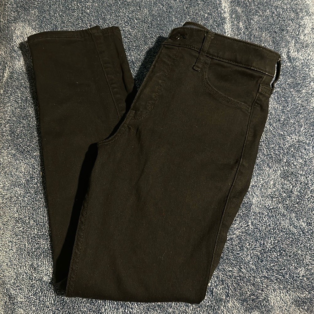 Hollister high rise supper skinny jeans.